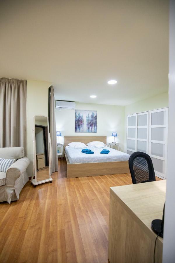 Athens Kyniska Studio Bagian luar foto